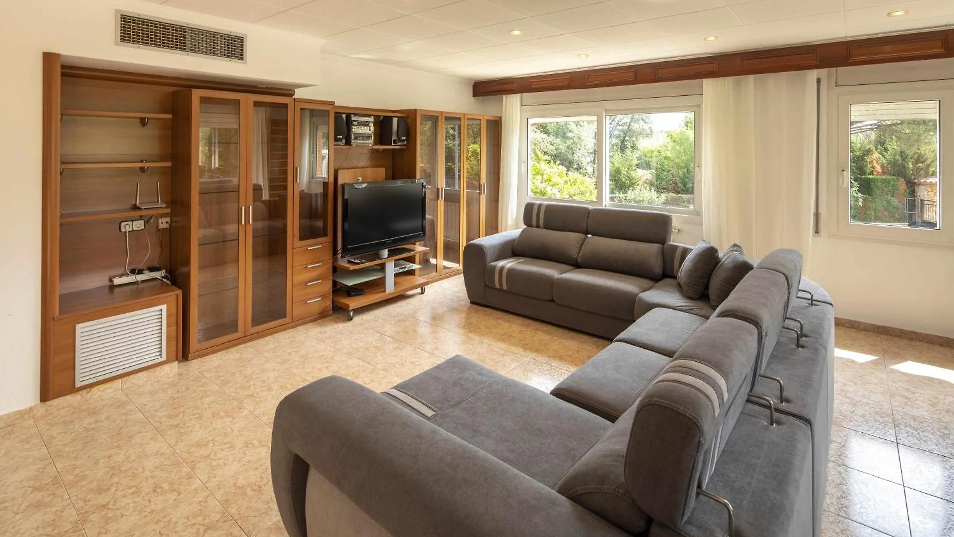 Casa Con Piscina En Vilobi Donyar Villa Viloví de Oñar Spanje